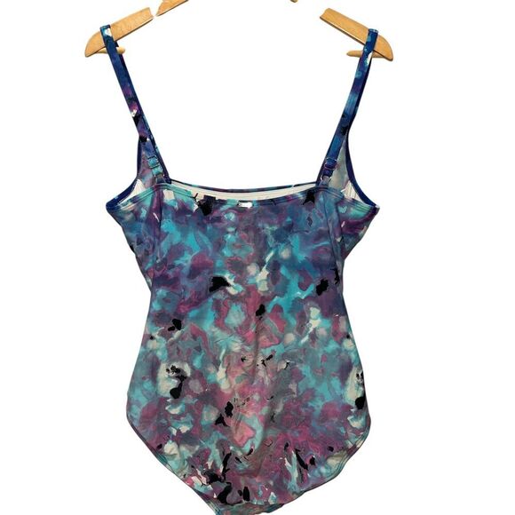 Calvin Klein Women's Printed Pleated Tummy Control One Piece Swimsuit Size 16 - Picture 2 of 7